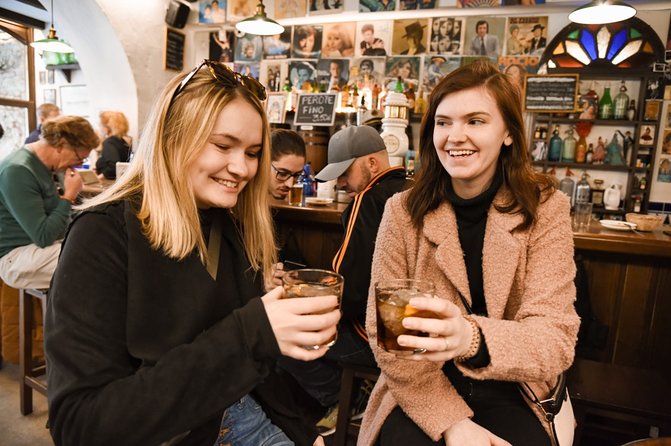 Malaga Traditional Wine & Tapas Tour - The guides are the secret sauce: city tips and food-culture context