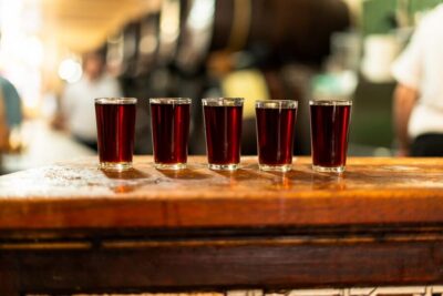 Malaga: Wine and Tapas Tour with Tastings and Drinks - Where to meet in Malaga (and how not to miss it)