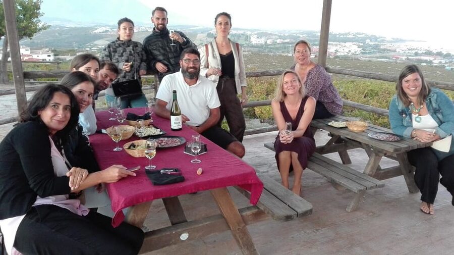 Manilva: Nilva Vineyard, Wine Tasting & Tapas Guided Tour - The Guide Makes the Wine Easier to Taste