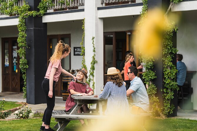 Marlborough Icons Tour - Wine tasting + Cruise - Getting Picked Up: Timing and Small-Group Comfort