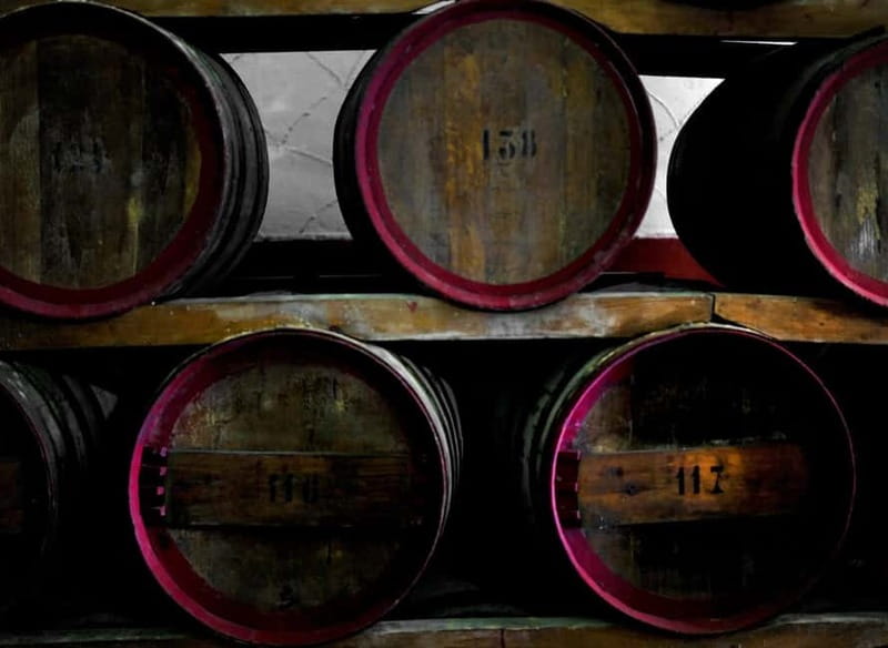 Marsala: Historic winery tour with wine tasting - Entering The 19th-Century Baglio Near Marsala’s Salt Pans