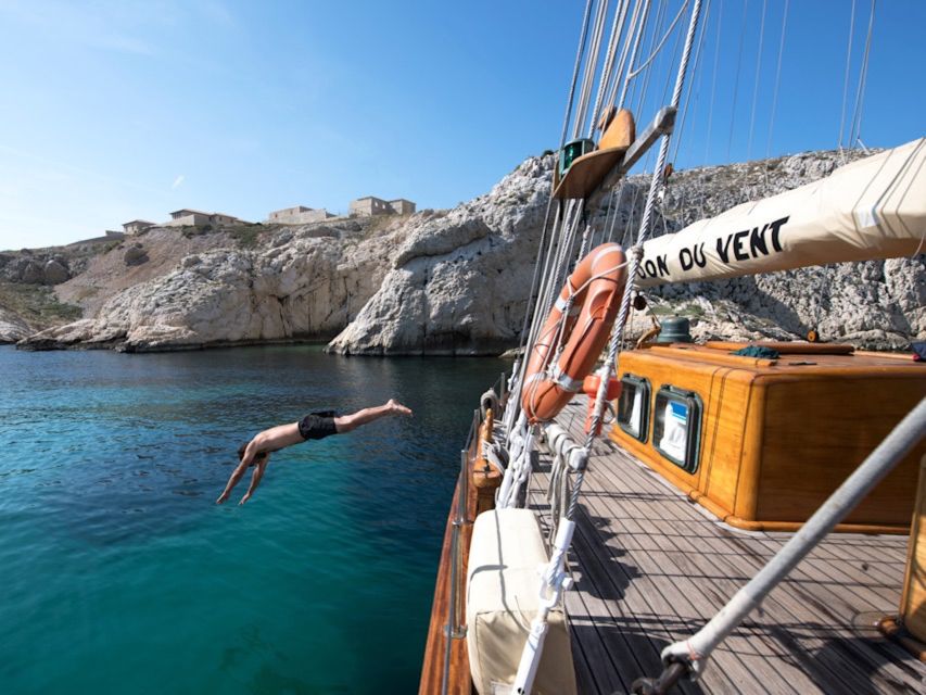 Marseille: Calanques Sailing Day Trip with Lunch and Wine - The 7-hour flow: Marseille to the coves with plenty of time to enjoy the sea