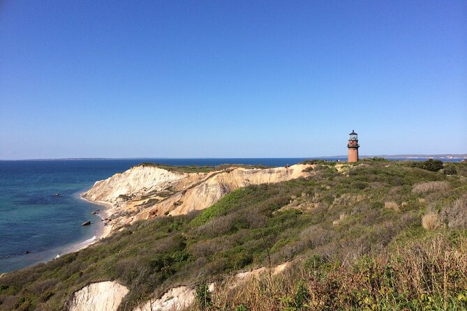 Martha's Vineyard Private Tours - Aquinnah Cliffs: clay cliffs, 15 minutes, and admission you’ll need to plan
