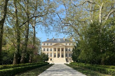 Medoc Afternoon Wine Tour - 2 Wineries, tastings & delicacies - Timing, Meet-Up Point, and How the Day Flows