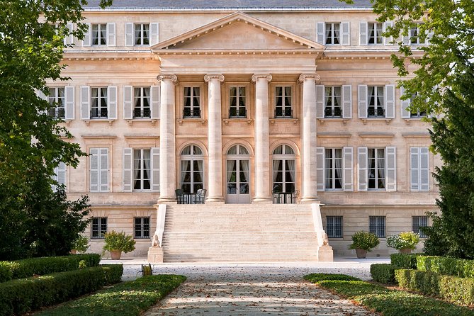 Médoc Region Half-Day Wine Tour with Winery Visit & Tastings from Bordeaux - Meeting in Bordeaux and the minivan rhythm