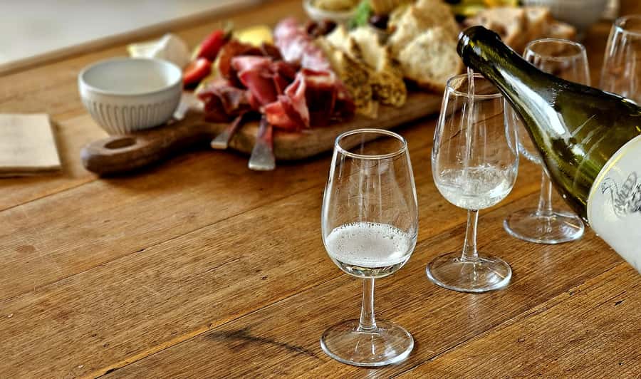Melbourne: Boutique Phillip Island Wine, Dine & Penguin Tour - Leaving Melbourne for San Remo: a calm start before the wildlife rush