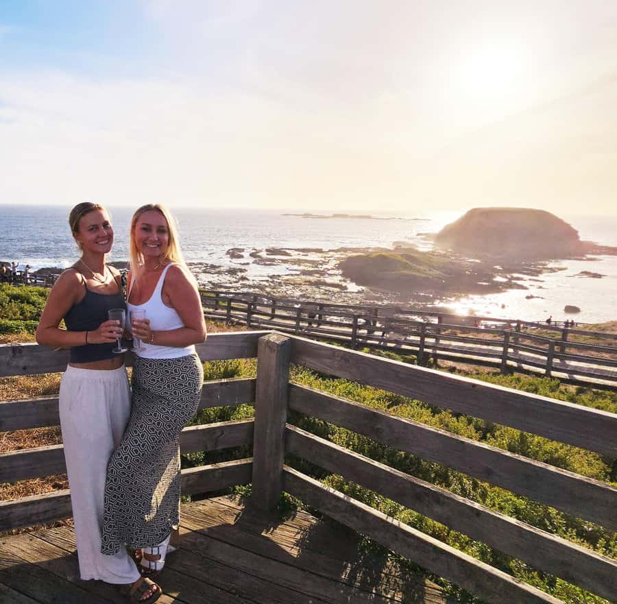 Melbourne: Boutique Phillip Island Wine, Dine & Penguin Tour - Why the guides matter (and why names keep coming up)