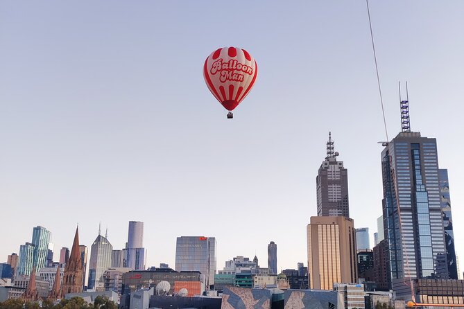 Melbourne Premium Balloon Flight plus 5-Star champagne breakfast - Why moving with the wind makes the skyline feel different