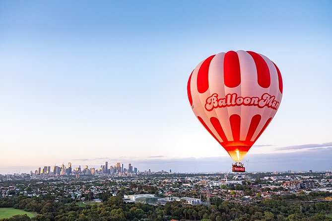 Melbourne Premium Balloon Flight plus 5-Star champagne breakfast - From a wicker basket: what 360° balloon views feel like in Melbourne