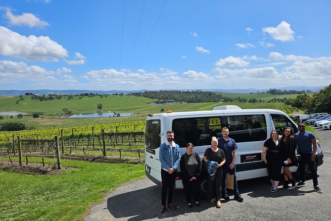 Melbourne: Yarra Valley Wine, Gin, Whisky and Chocolate Tour - Getting Oriented in Melbourne: Flinders Street NGV Start