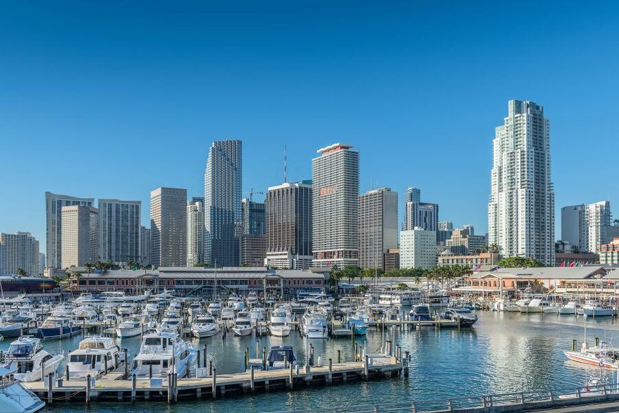 Miami: Private Yacht Cruise with Champagne - The route: Downtown skyline, Brickell, Bayside, and the observation wheel area