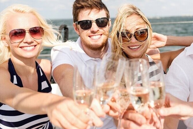 Miami Sunset Champagne Cruise with Skyline Views - On-board music, commentary, and the role of the guide