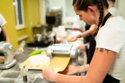 Milan: Pasta, Gnocchi and Tiramisù Cooking Class with Wine - The 3-hour flow: tiramisù first, then pasta and gnocchi
