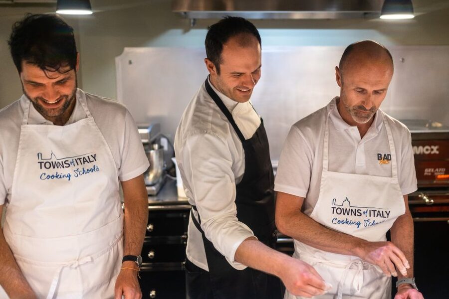 Milan: Pizza or Pasta and Gelato-Making Class with Wine - Final Call: Should You Book It?