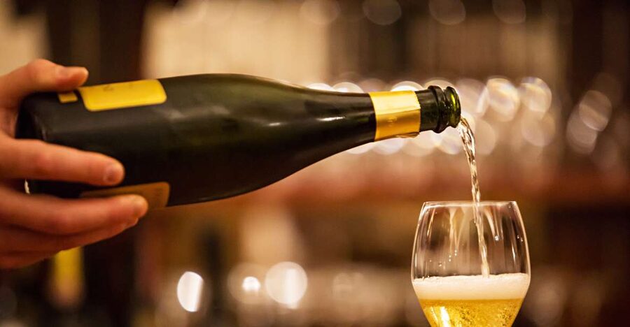 Milan: Wine Tasting Experience in the City Centre - What the sommelier teaches you (and why it sticks)