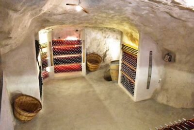 Milos Island: Kostantakis Winery Wine Tasting Experience - Pollonia Arrival: Getting There From Bus, Car, or Taxi