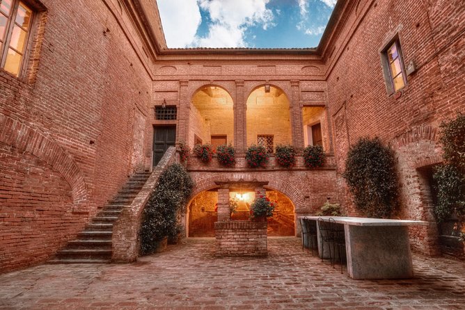 Montalcino: Brunello Wine Tasting & Lunch in a Tuscan Castle - Key things that make this tour worth your hour and change