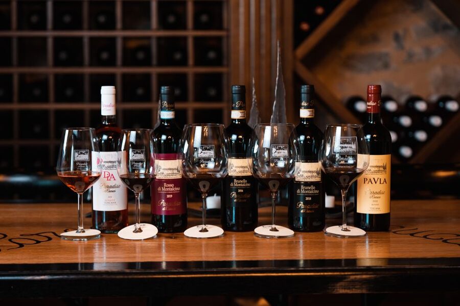 Montalcino: Private Cellar Tour, Wine Tasting & Appetizers - The wine lineup: 5 bottles that actually show range
