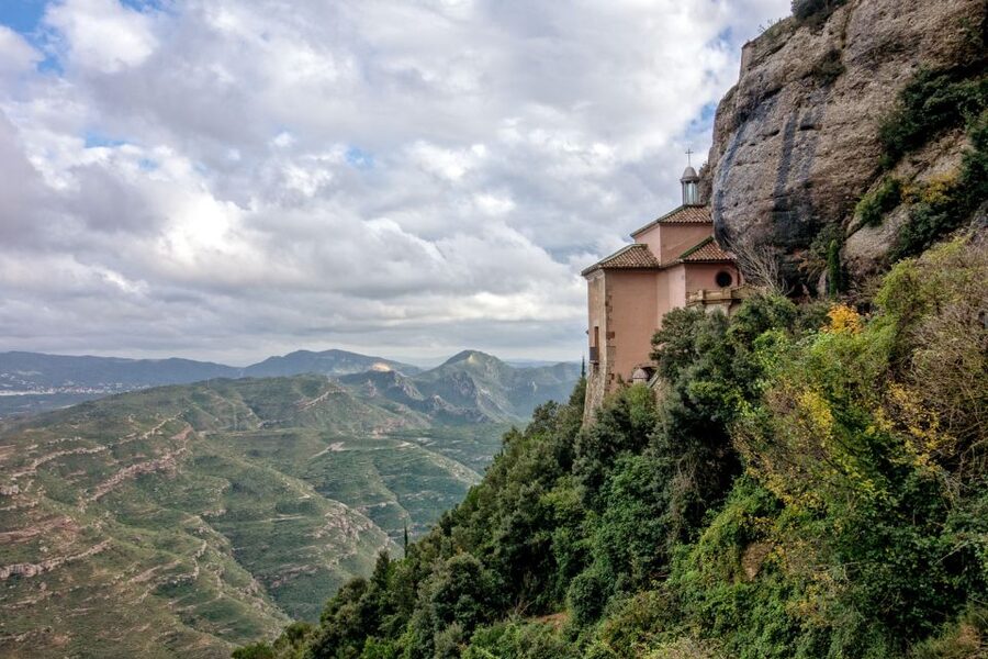 Montserrat & Cava Wineries Day Trip from Barcelona w/ Pickup - What the cava cellar tour teaches you