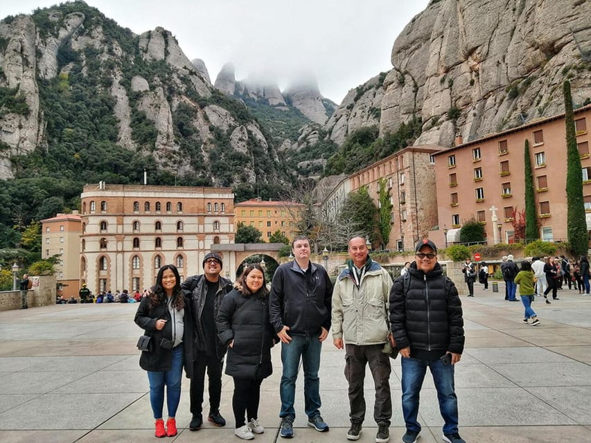 Montserrat & Cava Wineries Day Trip from Barcelona w/ Pickup - 3 cavas with tapas: how to make the most of the tasting