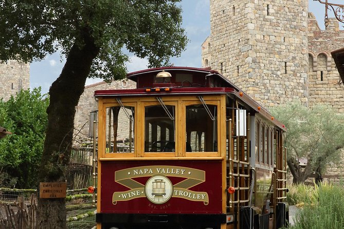 Napa Valley Wine Trolley Castle Tour - Trolley or mini-bus: how weather and breakdowns affect your day