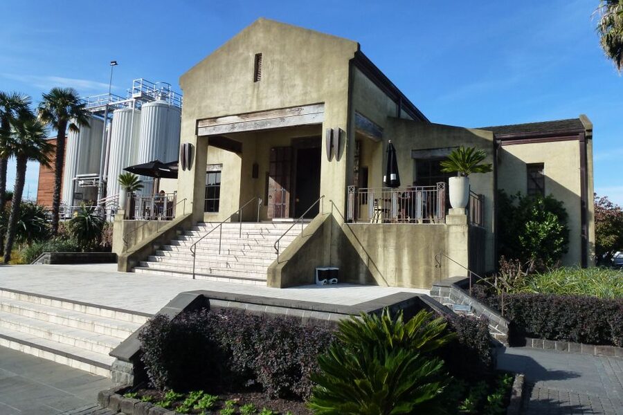 Napier: Winery + Gin Tasting Tour with Lunch Thu Fri Sat - What you’re really paying for: tastings, lunch, and time saved