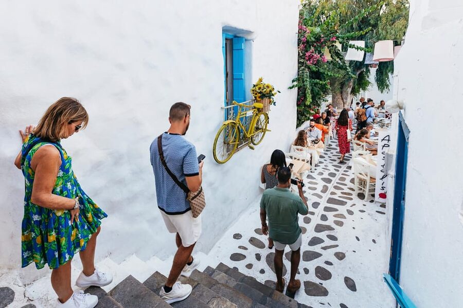 Naxos: Naxos Town Food Tour with Tastings and Wine - Wine, then more wine: 3 glasses plus the logic behind the pours