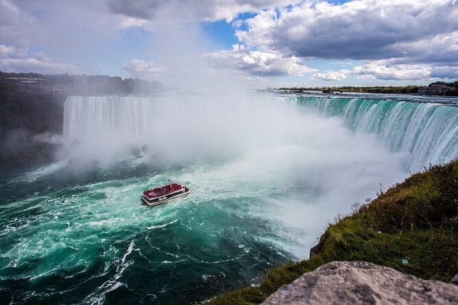 Niagara Falls Day Tour from Toronto Includes Boat Tour and Winery - A 10-Hour Falls-and-Wine Plan From Toronto