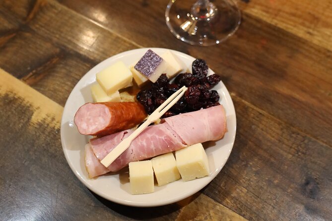 Niagara-on-the-Lake Small Group Wine Tasting Tour - Price and value: what you’re really paying for at $97.07