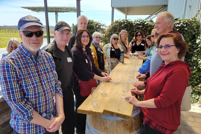 Niagara-on-the-Lake Small Group Wine Tasting Tour - Guides, group size, and the pacing you’ll notice on the van