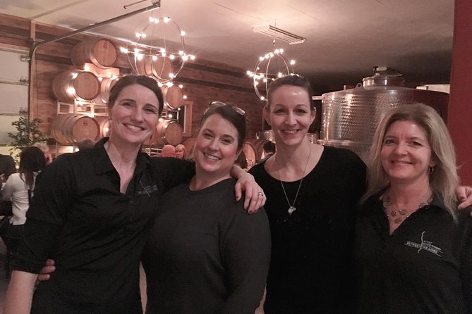 Niagara's Decadent Sparkling and Icewine Tasting - Pricing and value: is $22.94 a good deal?