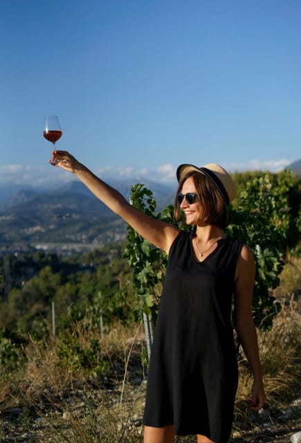 Nice: Vineyard Tour with Wine Tasting - Inside the cellar: how the tasting is paced