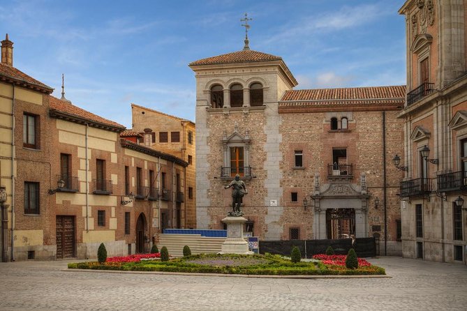 Old Madrid Tapas and Fine Wine Small Group Tour - Key highlights before you go