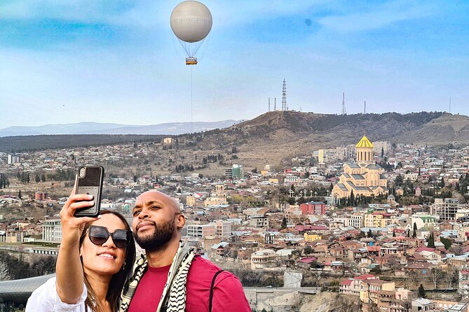 Old Tbilisi Highlights walking tour with wine & 10 tastings - Stop at Narikala Fortress: the view that orients your whole trip