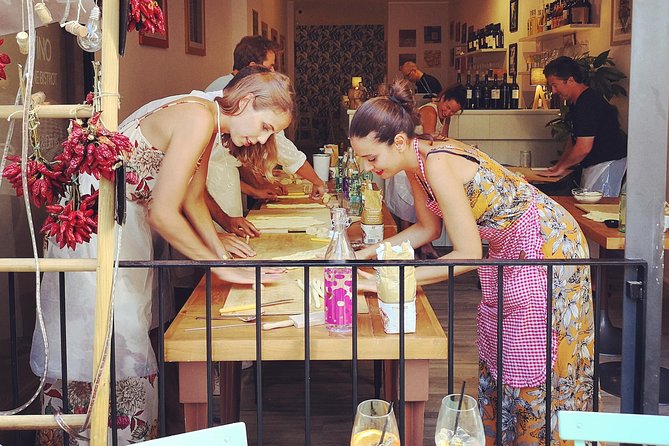 Orecchiette Cooking Class and Wine Pairing in Lecce - Lecce Old Town + Orecchiette + Wine: A Very Puglia Combo