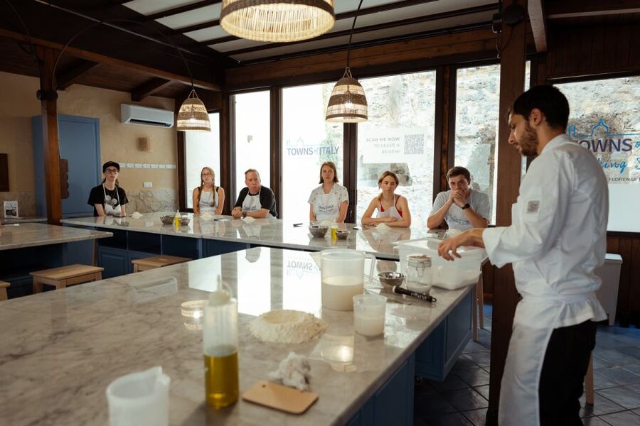 Palermo: Pizza and Gelato Cooking Class with Dinner and Wine - Pizza vs. Gelato: Two Skills, Two Types of Patience
