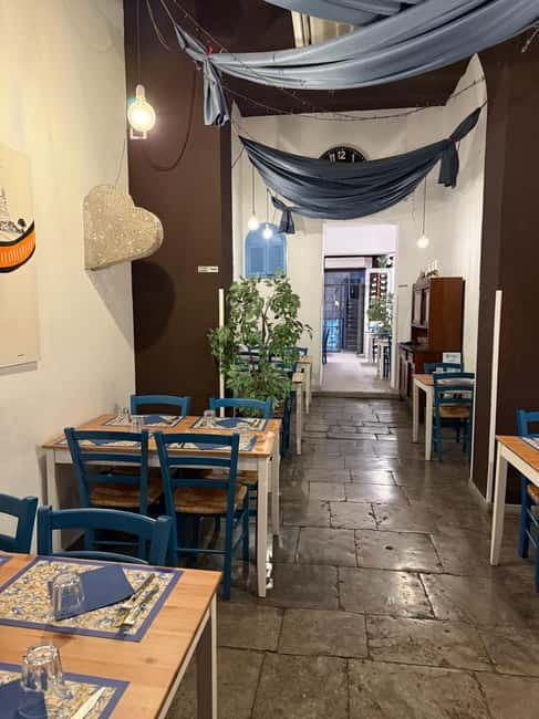 Palermo: Pizza & Tiramisu Class with Free Flowing Fine Wine - Free Wine and Soft Drinks: The Social Glue