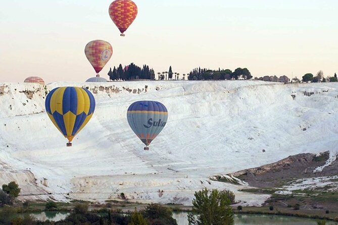 Pamukkale Hot Air Balloon w/Flight Certificates,Champagne Toast & Hotel Transfer - On the Ground Before Takeoff: How the Crew Sets You Up