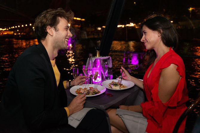 Paris 3-Courses Gourmet Dinner Seine River Cruise with Champagne - Food on Board: What’s Included, What’s Optional, and What to Expect