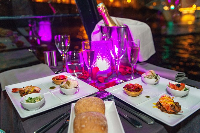 Paris 3-Courses Gourmet Dinner Seine River Cruise with Champagne - Service and the Bill Moment: How to Avoid Awkward Surprises