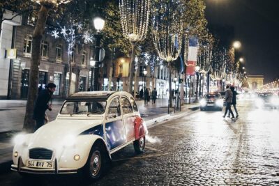 Paris and Montmartre 2CV Tour by Night with Champagne - Eiffel Tower Photo Stop: Flexible Timing, Ticket Not Included