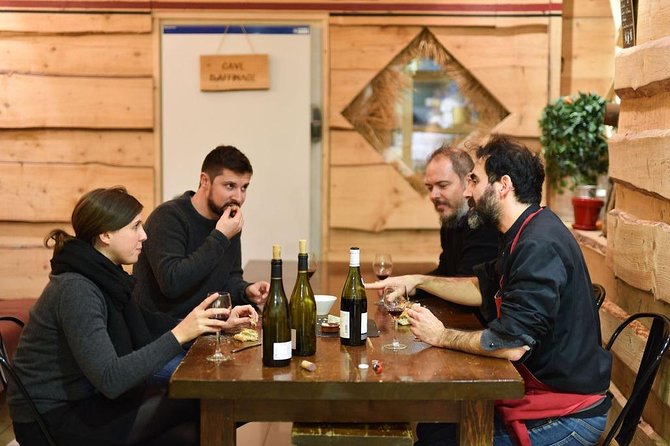 Paris Art of Pairing Cheese and Wine Tasting in a Cheese Cellar - Your Tasting Lineup: 7 Cheeses, 3 Wines, and Bread That Actually Belongs