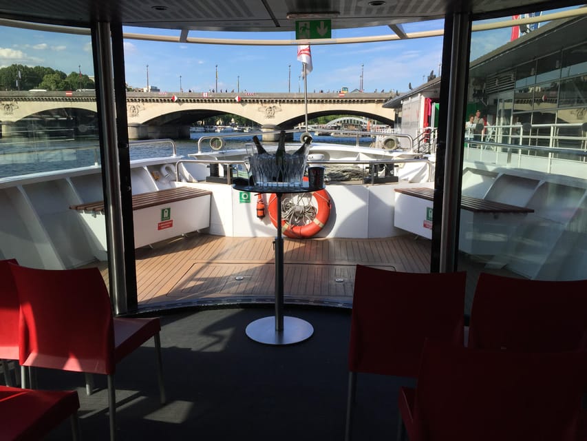 Paris: Champagne Tasting Cruise Departure from Eiffel Tower - Should you book the Eiffel Tower Champagne tasting cruise?