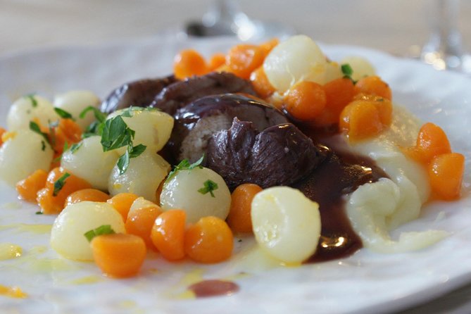 Paris Cooking Class and Lunch with Wine plus Market Visit Option - Meeting at 59 Rue du Cardinal Lemoine: Location and Comfort Matters