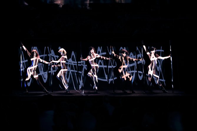 Paris Crazy Horse Cabaret Show Champagne & macarons - Your Seats and the View: VIP Booths vs. Everything Else