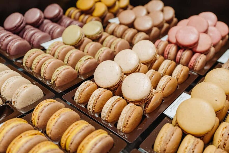Paris: Food and Wine Tasting Walking Tour in Le Marais - Le Marais: why this neighborhood makes a food walk work