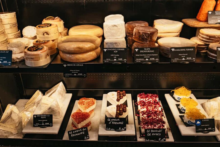 Paris: Gourmet Food Tour with Over 10 Tastings and Wine - Market finale near Rue des Petits Carreaux
