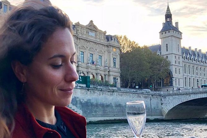 Paris Seine River Champagne Tasting Cruise - A 1h15 Seine Cruise That Turns Landmarks into Champagne Views