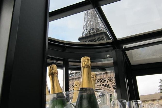 Paris Seine River Champagne Tasting Cruise - Seeing the Seine at Night: Orsay, Louvre, Eiffel Tower, and Grand Palais