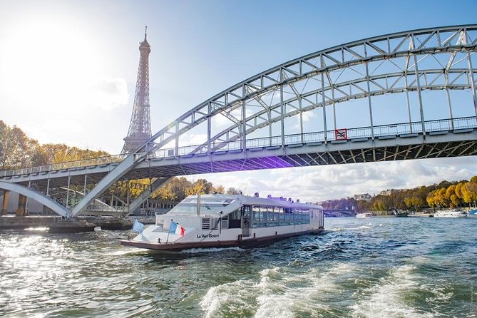 Paris Seine River Gourmet Lunch Cruise with Champagne Option - Food service style: attentive, but keep expectations realistic